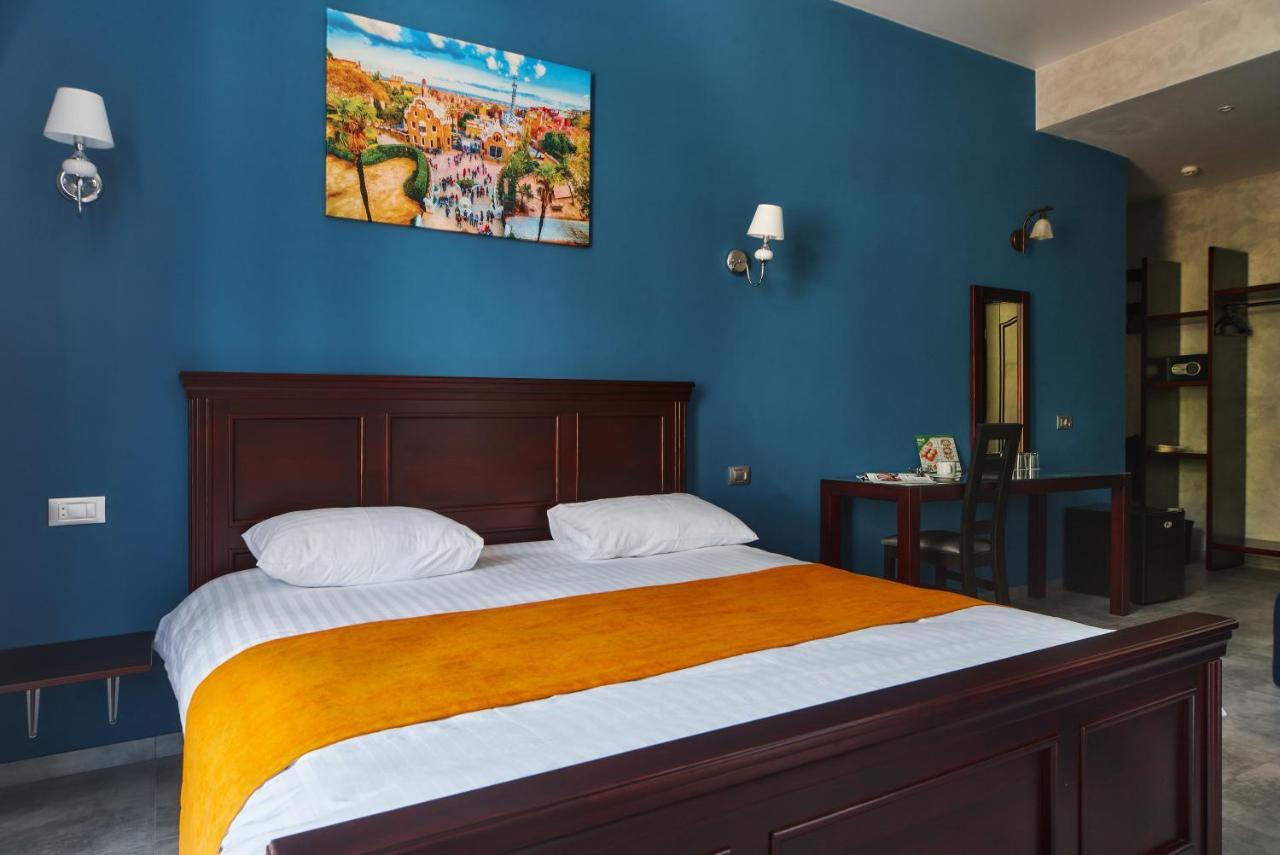 Gaudi Stylish Hotel Odessa Buitenkant foto